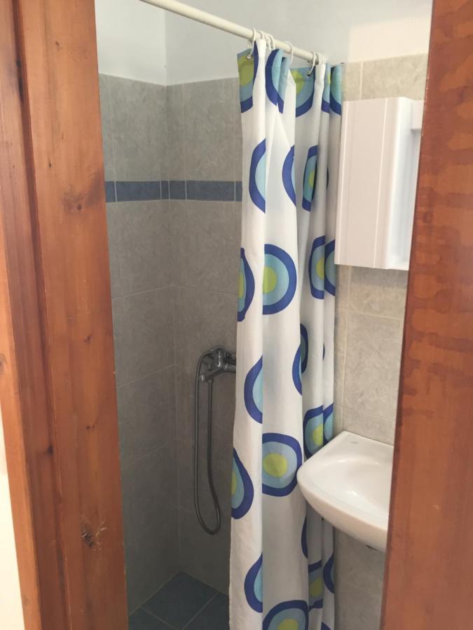Depis Economy Apartments Naxos City 外观 照片