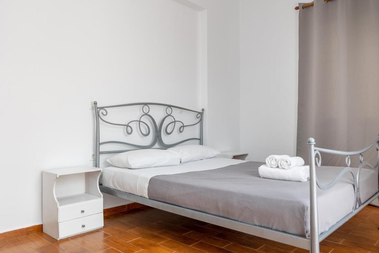 Depis Economy Apartments Naxos City 外观 照片